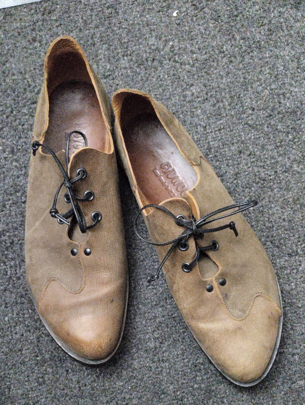 CYDWOQ Otter Lace Up Leather Handmade Oxfords
